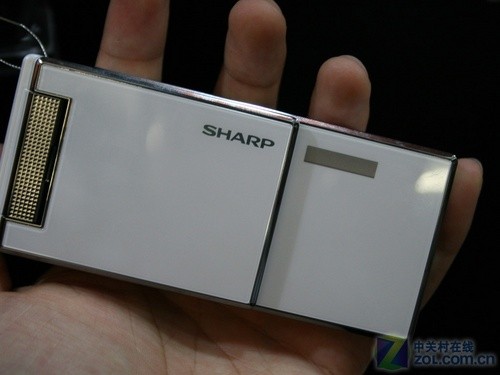 HTCHero诱人价促销夏普SH0902c上市