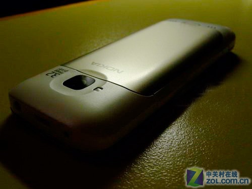 直板造型诺基亚GPS智能手机C5曝光