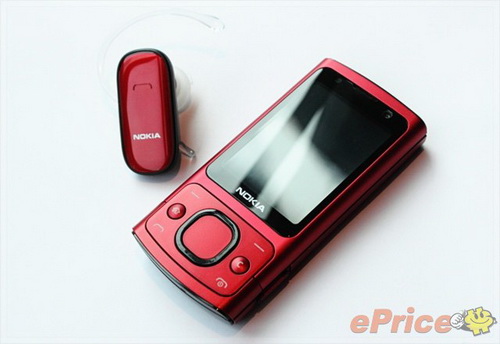 6500s升级 诺基亚S60多彩6700s发售美图_手