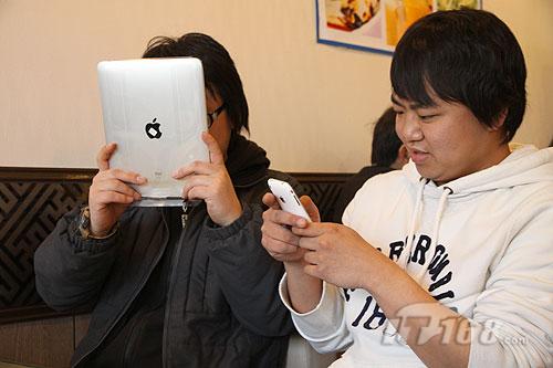 厕所比床上爽苹果iPad十场景真人测试