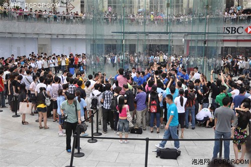 人气超爆 感受上海Apple Store店开业_手机