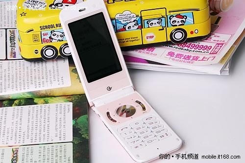 冰激凌二代 LGKV700 棒棒糖仅售1680元_手机