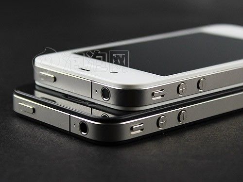 苹果iphone4黑白外观对比