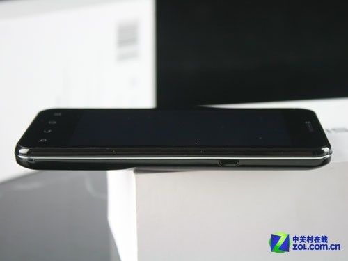 4.0吋双模双摄像头 1GHz安卓欧新U7评测_手机