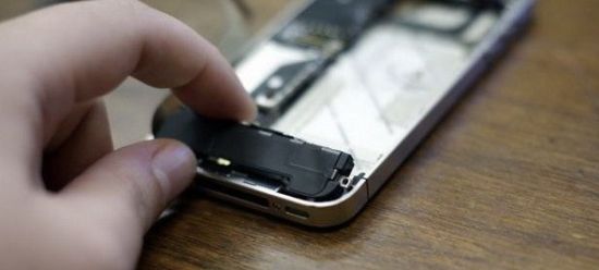 如何更换iPhone 4S蜂窝天线的教程