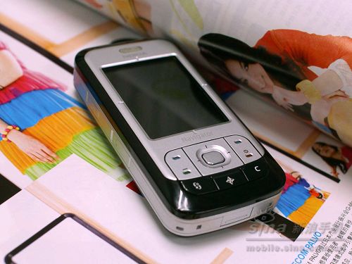 ����鿴��ŵ���� 6110Navigator ��һ��������ͼ