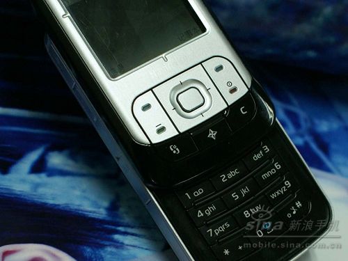 ����鿴��ŵ���� 6110Navigator ��һ��������ͼ