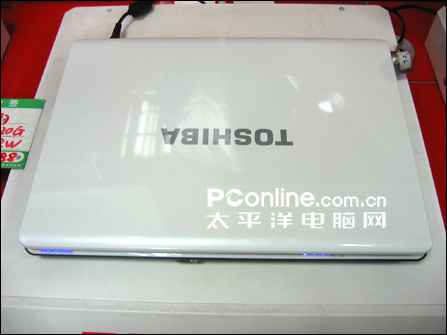 雪降重庆东芝13寸冰雪白M612现卖8900