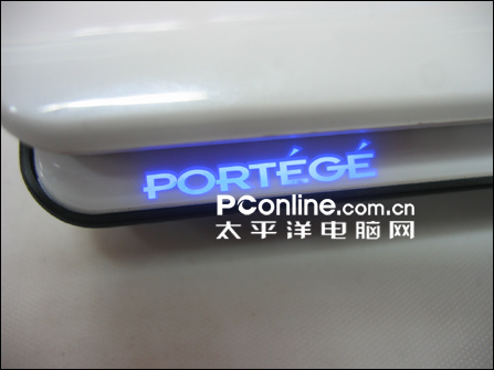 雪降重庆东芝13寸冰雪白M612现卖8900