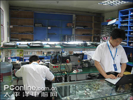 带你走进最具特色的市场-华强电子世界_笔记本