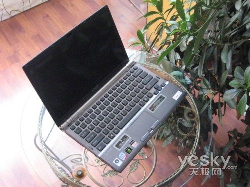 索尼13寸升级笔记本调货双显卡配置随时换