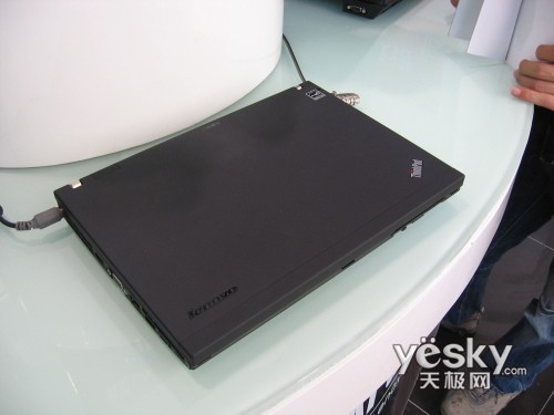 P8600处理器ThinkPadX200低价6400元