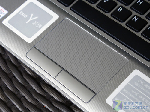 后来者能否居上?索尼VAIO Y118EC评测_笔记本