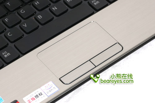 11英寸便携娱乐笔记本戴尔M101z评测