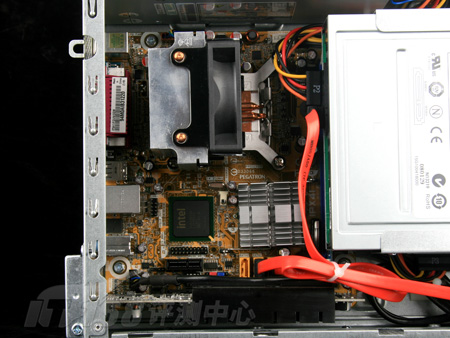 1247705536_P7pAhe.jpg