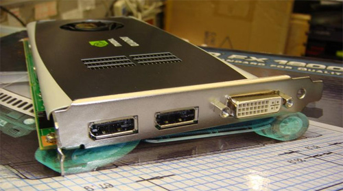 丽台中端Quadro FX1800专业卡促销中_滚动新