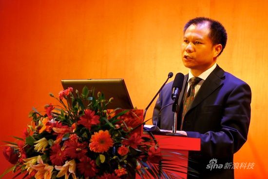 图文:工业和信息化部软件服务业司司长陈伟