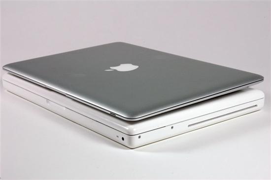 轻巧超薄苹果MacBookAir详尽拆解