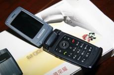 �й��ƶ������ֻ��Ļ�չʾ