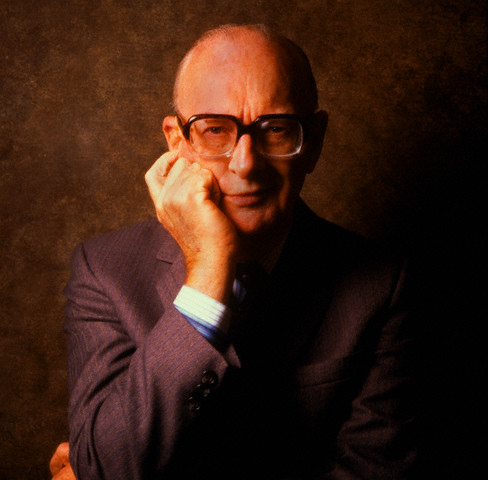 亚瑟.c.克拉克(arthur c clarke(新浪科技配图)亚瑟.c.