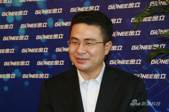 金立董事长刘立荣:明年出货1500万部智能手机