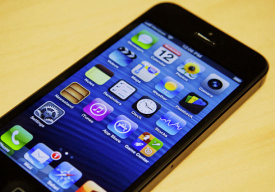 惠誉称低价iPhone将削弱三星领导地位