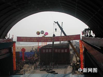 ͼ�ģ��Ϻ�һ��������סˮ����