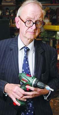 Ӣ��һ��ҽ���ü��õ�������­����(ͼ)