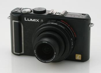 单反备机争夺尼康P6000对决松下LX3