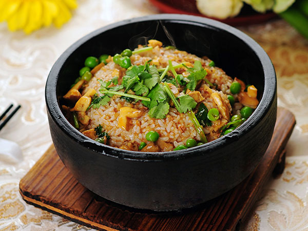 石锅牛肝菌拌饭(图)
