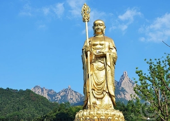 九华山