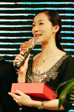 图文:著名演员韩雪受邀成为大赛点评嘉宾