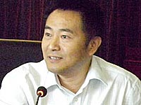 ����ѧ�����븱��ϯ�ۺ迪Ļʽ�´�