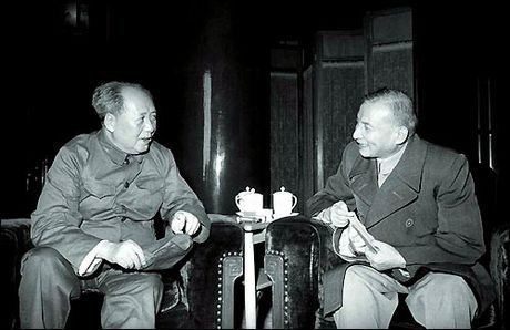 毛泽东怒斥陈云:单干是中国式修正主义
