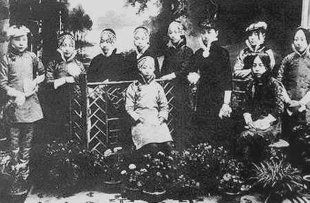 中国最早的美女经济:晚清青楼评花榜(图)_读书频