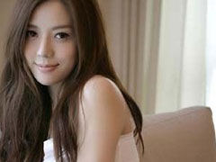 周韦彤回应被疑整容