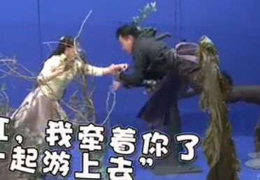 《抓住彩虹》吊威亚花絮