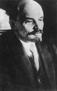 1921年苏联经济e?策_俄罗斯1921年不为人知的惨状(3)