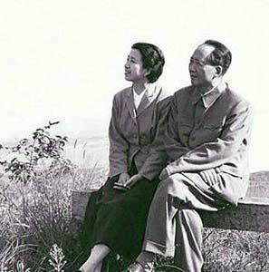 圖文解密江青這一生：她與毛澤東恩愛照