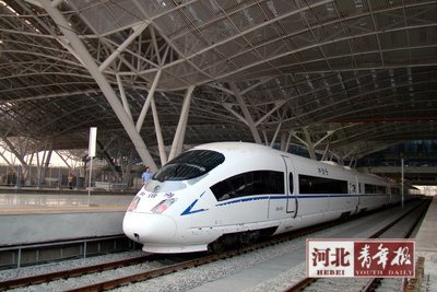 武广高铁动车由中国北车造 时速超飞机起飞速