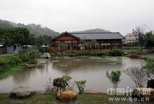 台湾921大地震后重建的美丽的桃米社区。 台湾921大地震后重建的美丽的桃米社区。