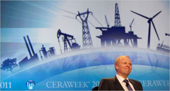 图文:英国石油CEO称石油行业需要变革_美股新