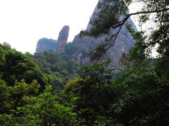 丹霞山景区阳元山 来源:yishengyouqing 新浪博客 丹霞山景区阳元山 来源:yishengyouqing 新浪博客