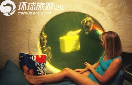 潜入朱尔斯的海中小屋 潜入朱尔斯的海中小屋