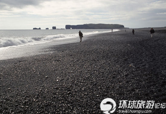 火山造就的黑沙滩 火山造就的黑沙滩