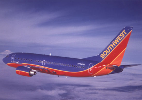 图为美国西南航空公司(luv)客机