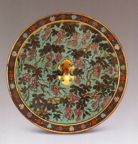 明代 掐丝珐琅花卉纹特种工艺镜