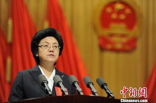 安徽省省长在人代会上表示:不做群众反感的事 张娅子 摄 安徽省省长在人代会上表示:不做群众反感的事 张娅子 摄