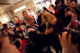 去年农历新年，顶级奢侈品百货Bergdorf Goodman跟私人社交俱乐部Affinity China合作邀请100余位中国VIP们来到店内享受小型私人近距离时装秀以及和美国顶级服装设计师们的鸡尾酒会。(图片来自Affinity China 官方网站)