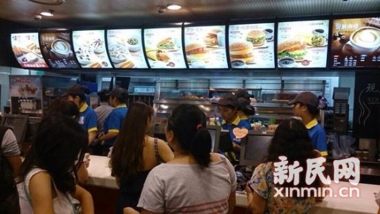上海麦当劳停售麦乐鸡 肯德基问题产品仍可网